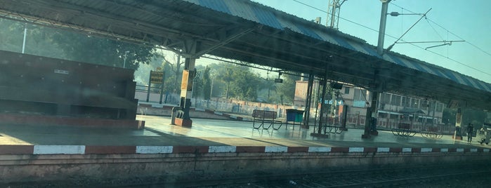 Sawai Madhopur Railway Station is one of Índia.