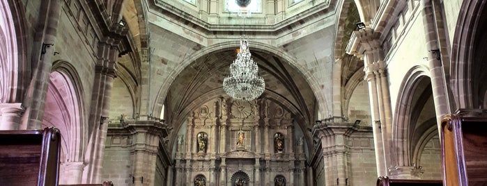 Parroquia de San Miguel Arcángel is one of Tempat yang Disukai Sarah.