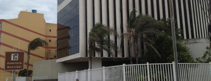 Prefeitura Municipal de Macaé is one of Oscar Niemeyer [1907-2012].