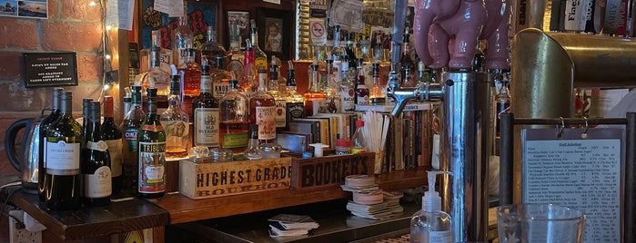Fourth Avenue Pub is one of Brooklyn shortlist.