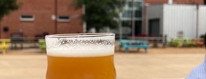 Four Corners Brewing Company is one of D-FW Breweries.