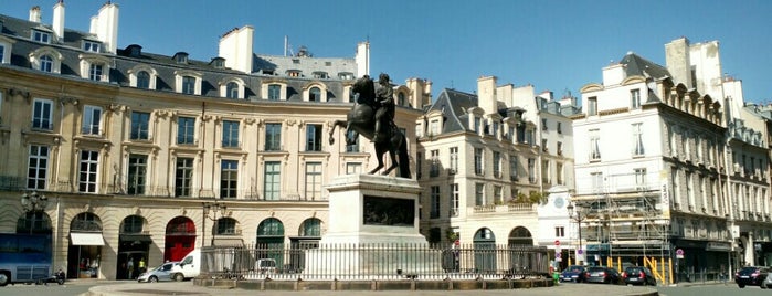 Place des Victoires is one of MiAe Rive Droite I-II.