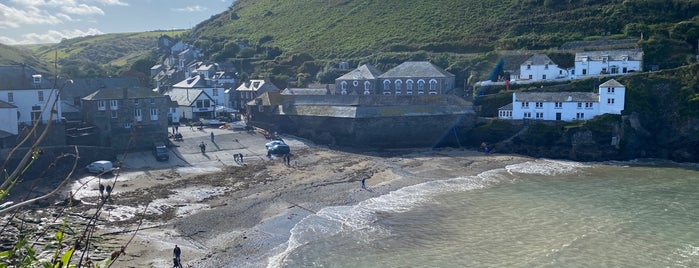 Port Isaac Beach is one of Cornwall.