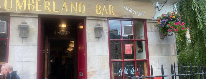 The Cumberland Bar is one of Edimburgo.