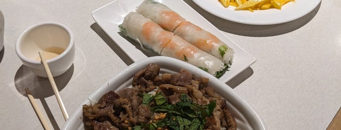 Xe Lua Vietnamese Cuisine 火車頭 is one of Toronto: food.