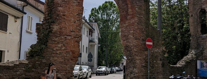 Borgo di San Giuliano is one of Amarcord.