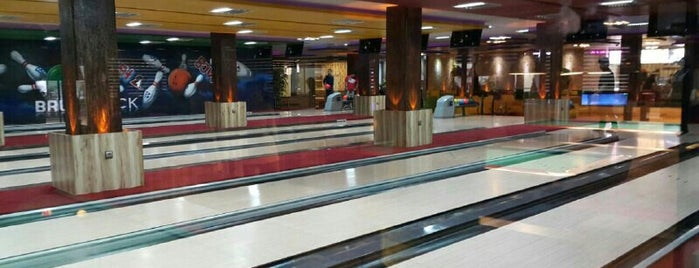 Saleh Bowling | بولینگ صالح is one of Makan 님이 좋아한 장소.