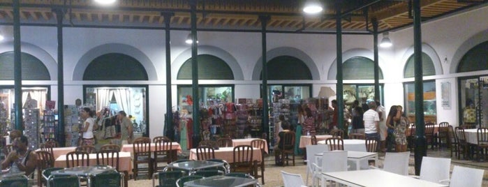 Mercado Velho is one of Lugares favoritos de BP.