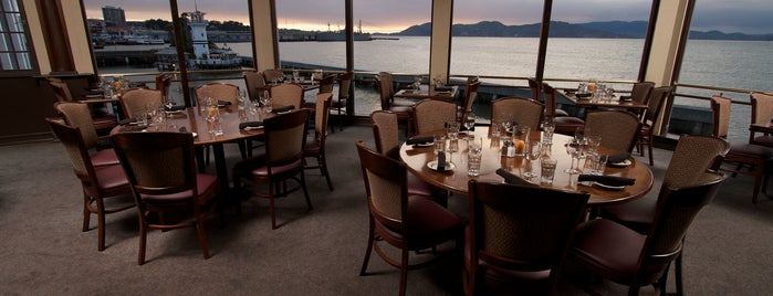 Neptune's Waterfront Grill & Bar is one of SF Restaurants.