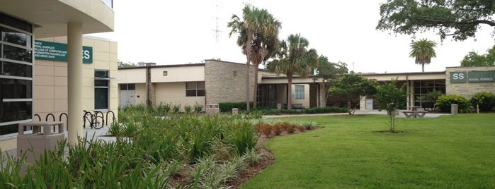 St. Petersburg College: Clearwater is one of Lizzie’s Liked Places.