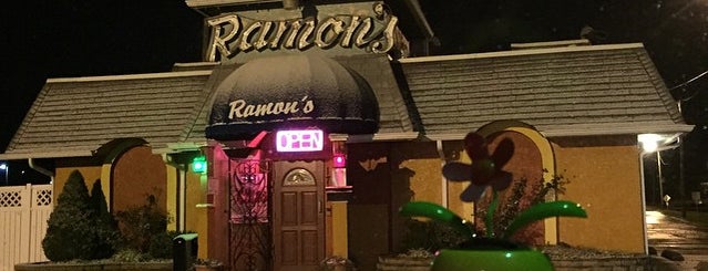 Ramon's Eldorado Restaurant is one of Gespeicherte Orte von Chai.