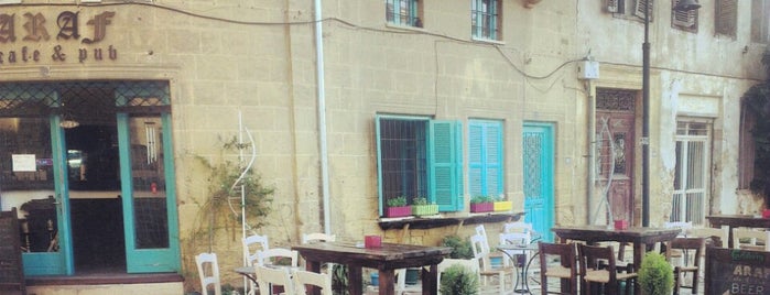 Araf Cafe & Pub is one of Locais curtidos por Emine.