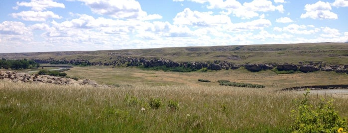 Writing-on-Stone Provincial Park is one of Canada.