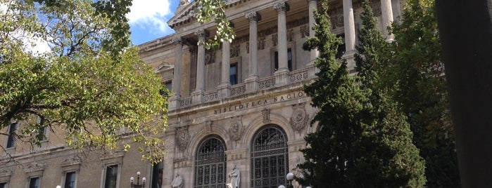 Biblioteca Nacional de España is one of Español & Português.