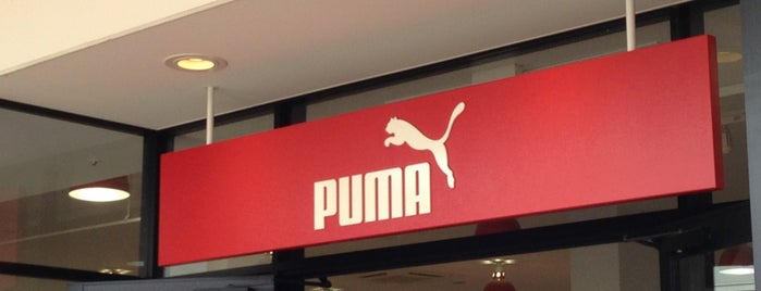 PUMA Outlet is one of Lieux qui ont plu à Sigeki.