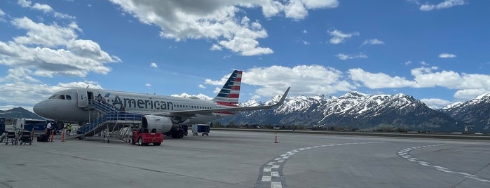 Aéroport de Jackson Hole (JAC) is one of Wyoming.