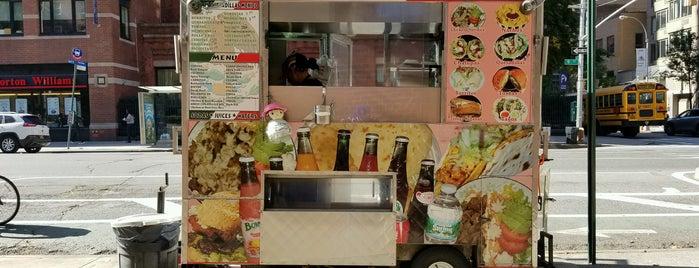 Tacos y Quesadilla Mexico is one of Kimmie 님이 저장한 장소.