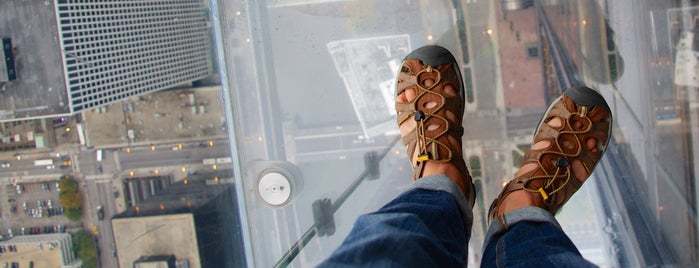 Skydeck Chicago is one of CHIcago 2014.