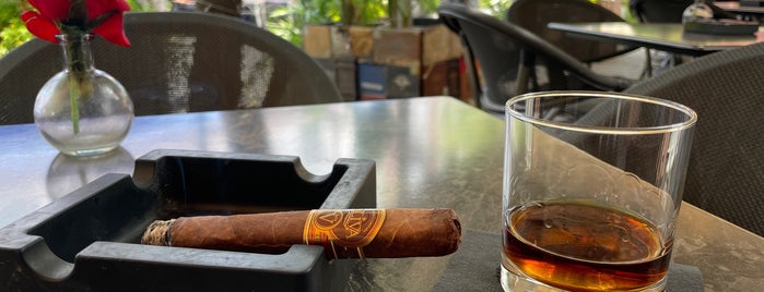 Espanola Cigar Bar is one of 70k Tons of Metal 2018.