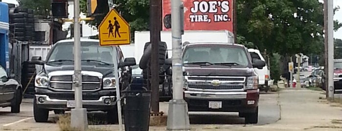 Joes Tire is one of Places.