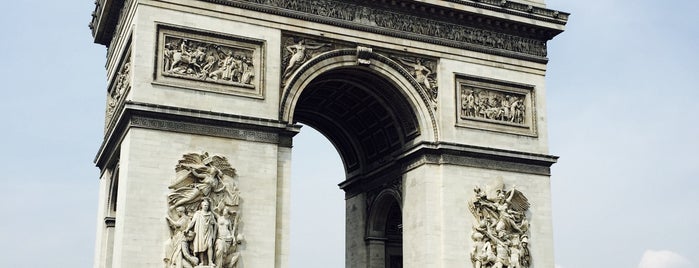 Arc de Triomphe de l'Étoile is one of Lieux qui ont plu à Stefanie.