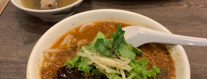 Ah Cheng Laksa is one of Dinosさんのお気に入りスポット.