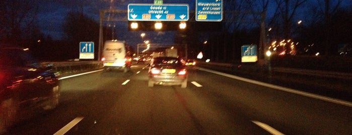 Tunneltje onder de A20 is one of Posti che sono piaciuti a Marnix.