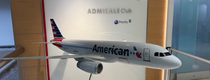 American Airlines Admirals Club is one of Cynthia 님이 좋아한 장소.