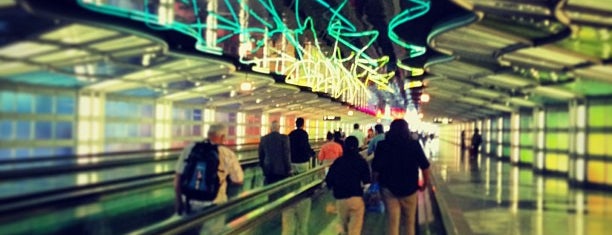 シカゴ オヘア国際空港 (ORD) is one of Chicago.