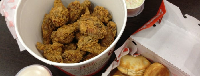 Popeyes Louisiana Kitchen is one of Muratさんのお気に入りスポット.