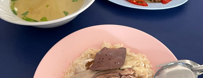 พังกี่ ข้าวมันไก่ is one of Phitsanulok Yummy Food.