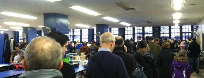 Voting at Ps 87 is one of been to.