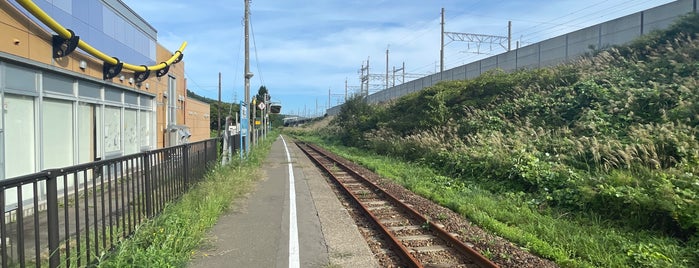 Tsugaru-Futamata Station is one of JR 키타토호쿠지방역 (JR 北東北地方の駅).