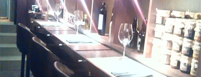 Bebedouro Wine & Food is one of Lieux sauvegardés par Ronaldo.