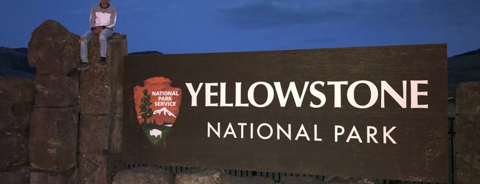 Yellowstone National Park - North Entrance is one of Tempat yang Disukai Jason.