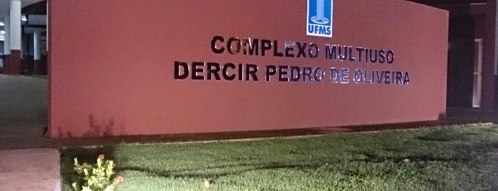 Complexo Multiuso Dercir Pedro de Oliveira is one of Murilo'nun Beğendiği Mekanlar.