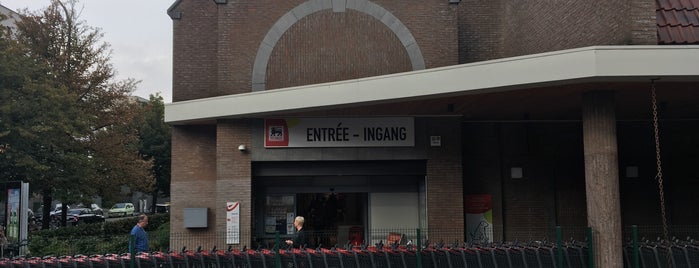 Delhaize is one of Brussels.