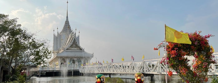 Wat Wirachot Thammaram is one of Posti che sono piaciuti a PaePae.