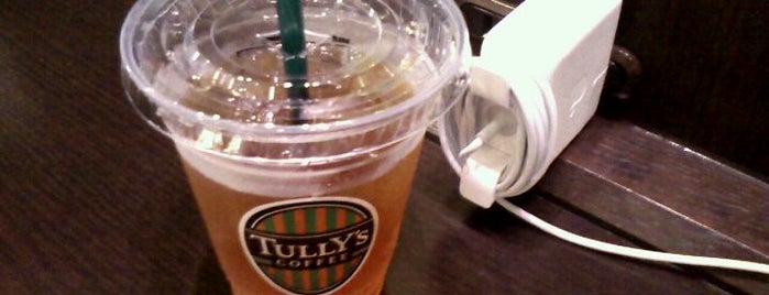 Tully's Coffee is one of 電源があるカフェ.