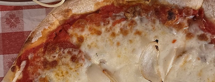 Filippi's Pizza Grotto is one of Pizza Places.