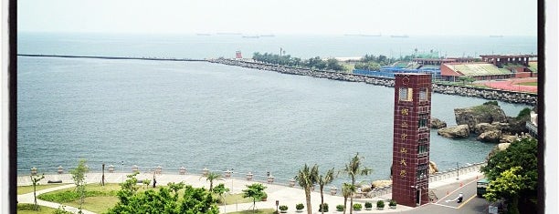 西子湾 is one of Kaohsiung.