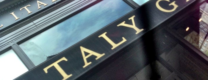 Eataly Flatiron is one of Italian 🍷🍝.