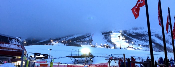 Park City Mountain Resort is one of Ryan’s Liked Places.