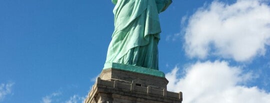 Статуя Свободы is one of New York.