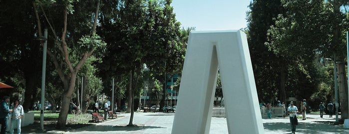 Plaza de Armas is one of #YoAmoALaRoja.