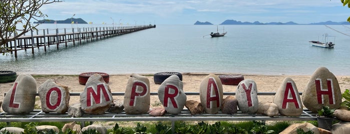 Lomprayah Pier is one of Chumphon.