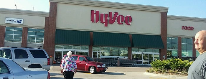 Hy-Vee is one of recurring places.