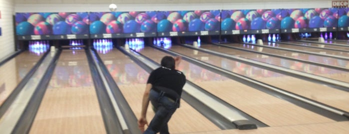Tragel Bowling is one of Aalst.