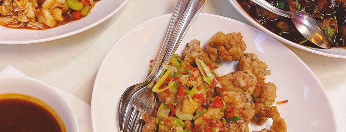 Peking-Ente is one of Top picks for Chinese Restaurants.