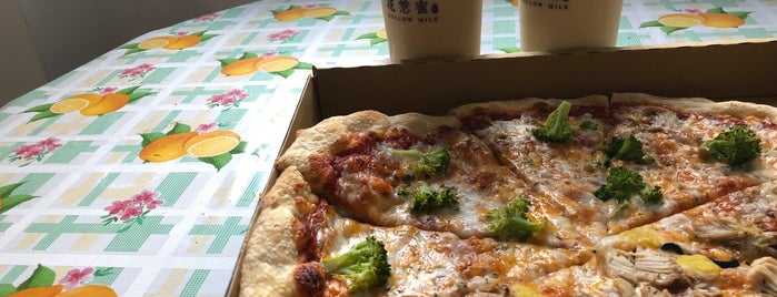 披薩阿伯 Uncle Pete's Pizza is one of Stefan 님이 좋아한 장소.